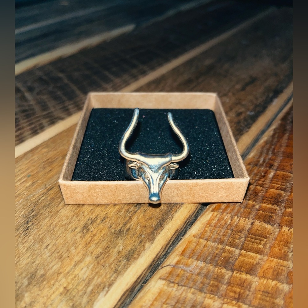 Silver Bull Head Ring